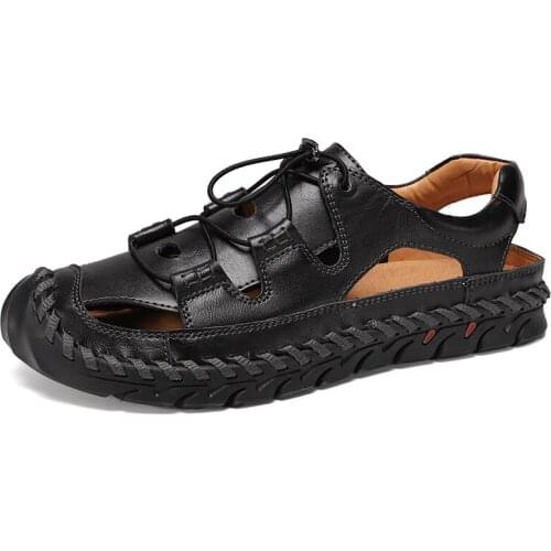 Men Sandals New Mens Genuine Leather Summer beach Classic Hollow Breathable Soft Comfortable Slippers Casual Shoes Men