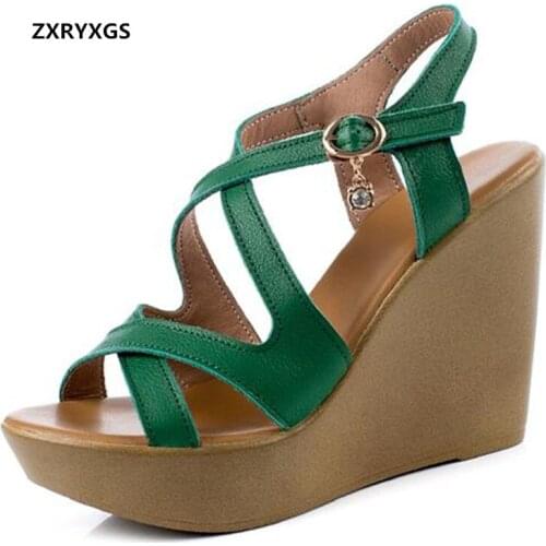 2021 New Summer Top Cowhide Open Shoes Fashion Catwalk Platform Wedges Sandals 75 / 110 Mm High Heel Sandals Women Sandal Shoes