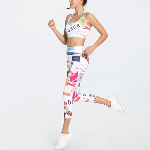 The new hot print design and color yoga wear sports fitness quick-dry breathable buttock lift underwear two pieces