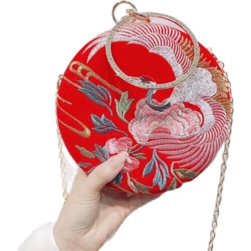 2021 women embroidery round shaped wedding bags Chinese style Crane party dinner clutch diamond handel wallets MN1579