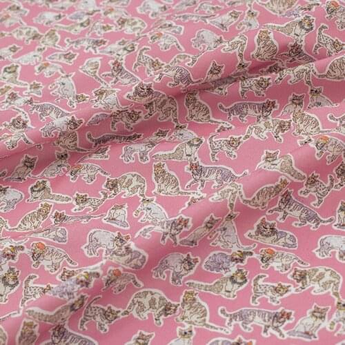 All kinds of cats on pink cotton fabric for dress tissus au mètre telas algodon estampadas sewing ткань для шитья vestidos tissu