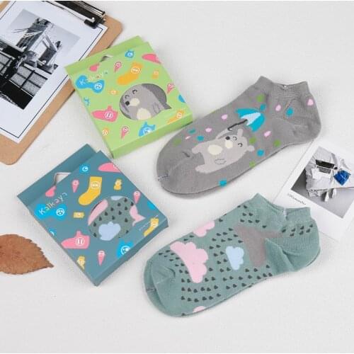 PEONFLY 2pair Pattern Cartoon Boat women socks 10 kinds of animals (maple leaf, horse, owl, rabbit, cow, bear) sock slippers