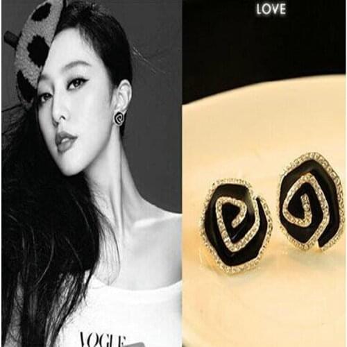 2019 Newest Trendy Gold Color Black Rose Flower Crystal Earrings Gold Fashion Exaggerated Earrings For Women Party Jewelry