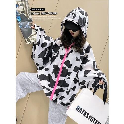 Mens and womens dairy hooded sunscreen 2021 summer new Zhongda childrens net red air conditioning shirt loose zipper shirt