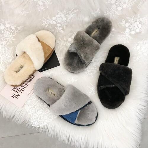 The new fur-integrated natural shearing fur home warm casual slippers V-type slippers wear comfort