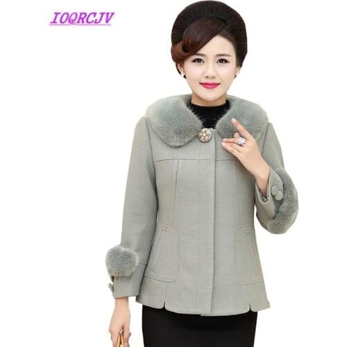 Middle-aged women woolen sweater Autumn Winter Mother dress short fur collar wool jacket female Cardigan coat large size B087