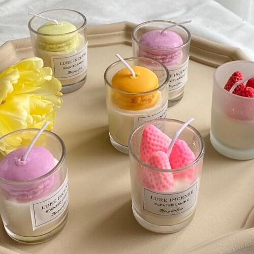 Cute Strawberry Macaron Scented Candles Soy Wax Essential Oil Aromatherapy Candle Romantic Relaxing Home Decor Aroma Candle Jars