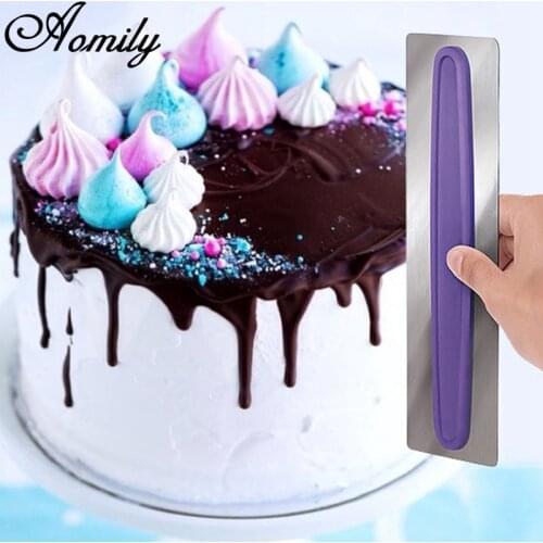 Aomily Plastic Steel Cake Decorating Spatulas Cake Scrapers Pastry Cutter Bakeware Home DIY Cake Mousse Baking Decorating Tool