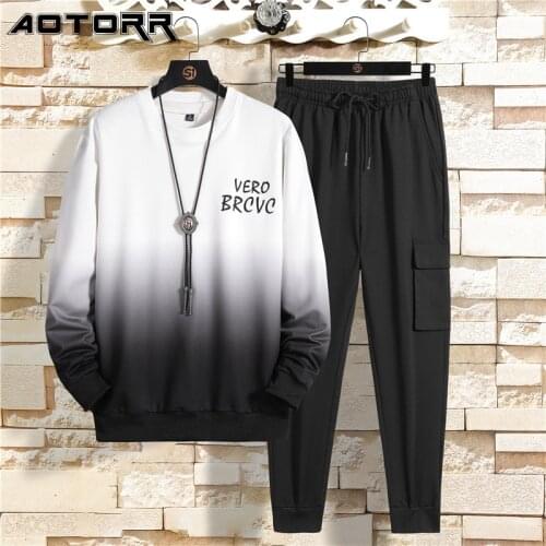 2021 Casual Tracksuit Men Sets Patchwork Sportswear Fashion O-Neck Sweatshirt Sweatpants Two Piece Sets Mens Autumn Streetwear