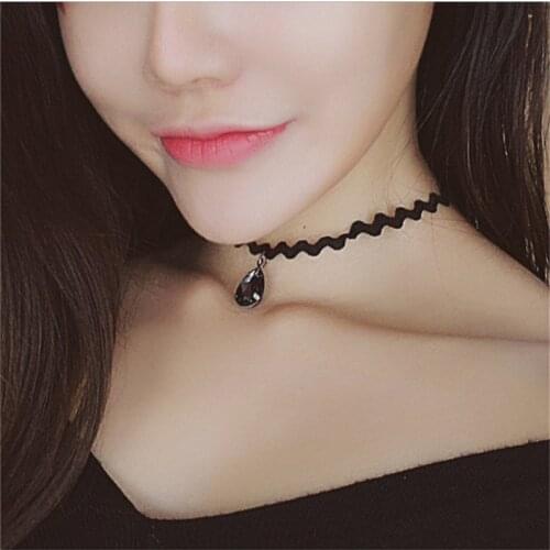 Creative Korean Simple Fashion Lace Sexy Necklace Wavy Drop Pendant Short Sweater Chain Clavicle Chain