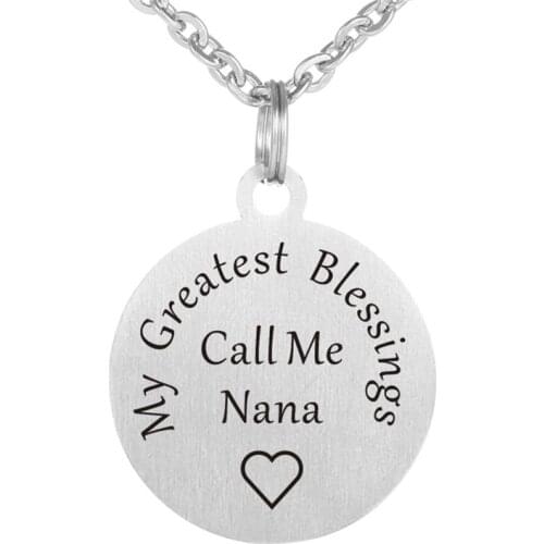 Call me Nana Heart Engraved Letter Pendant Stainless Steel Necklace Key chainsSpecial Family Gift for Grandma Mothers Festival