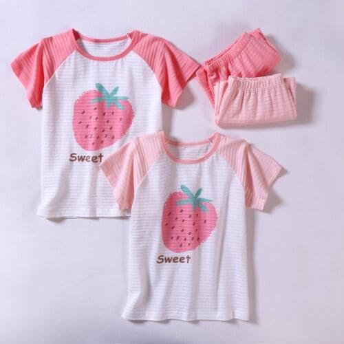 Childrens Pajamas Sets Toddler Sleepsuit Girls Cartoon Strawberry T-shirt Short Sleeve Sleepwear Teenager Girl Cute Pajamas