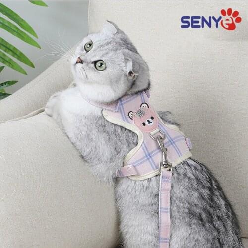 Pet Cat Traction Rope Chest Harness Vest-style Anti-breakaway Checkered Cartoon Bear Nylon Mesh Cat Chest Pull
