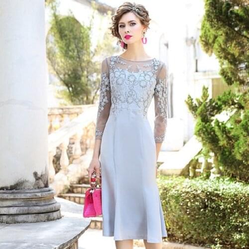 2020 New Spring Womanliness Embroidery Grace Club Dress Plus Code Women Summer Flower Dress Package Hip Lace Retro Party Dresses