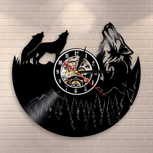 Modern Wolf Watch Vintage Vinyl Record Clock Wildlife Gift Wolf Lovers Wolf Wall Clock Howling Wolf Wall Art Decorative Clock