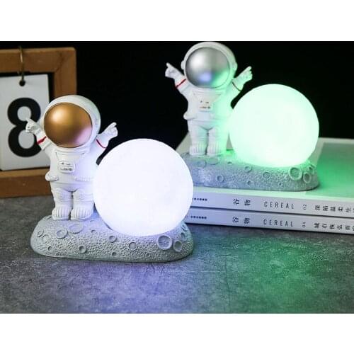 Nordic Spaceman Night Light Astronaut Model Button Battery Bedside Desktop Creative Gifts for Boys Baby Kids Light Lamps