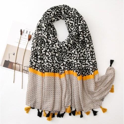 New style Autumn and winter womens cotton material silk scarves lady Cotton Fashion scarf Luxury brand Sunscreen Print shawl