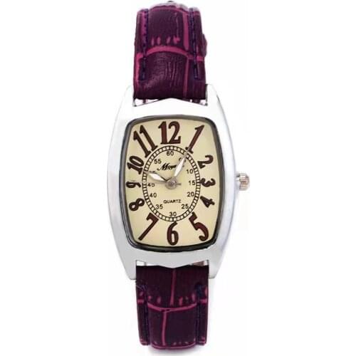 Fashionable casual womens watch restoring ancient ways men and women personality business square Roman scale water on the table