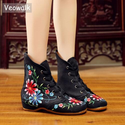 Veowalk Retro Women Embroidered Cotton Lace-up Short Flat Boots,Autumn Ladies Casual Chinese Embroidery Shoes Comfort Booties