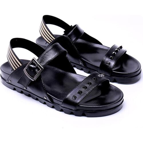 Mens Sandal Plus Size 37-46 New Summer Footwear Rubber Sole Non-Slip Genuine Leather Beach Shoes Male Punk Rivet Casual Sandals