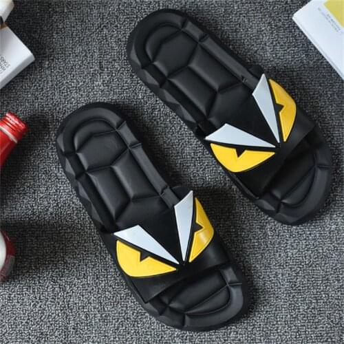 Sandals Mens 2021 Summer New Fashion and Comfortable Thick-soled Outdoor Home Furnishing All-match Mens Slippers