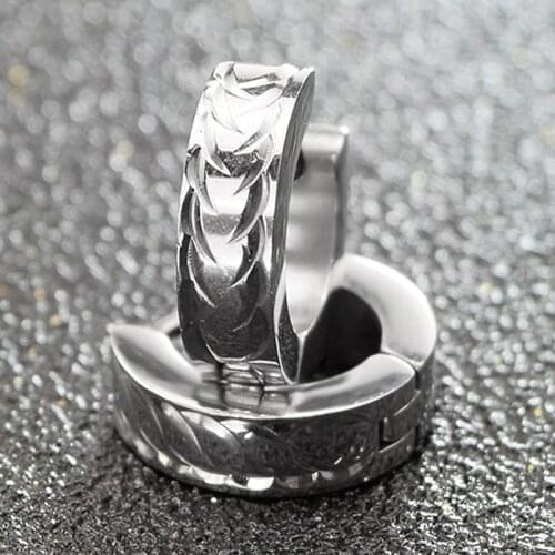 Dolaime Round stainless steel ear earrings punk stud man earrings tire texture men accessories,jewelry 2018 new GE707