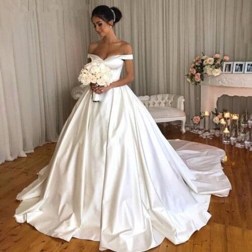 White Ball Gown Wedding Dresses 2020 Off The Shoulder V Neck Luxury Chapel Train Bride Dress Long Plus Size Vetidos de novia
