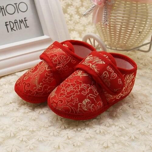 Baby 0-18M First Walker Baby Chinese Style Soft Bottom Shoes Retro Golden Floral Embroidery Prewalker