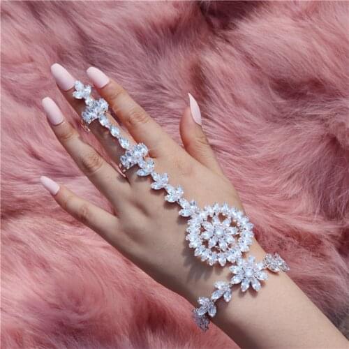 Exquisite Charming Crystal Flower Luxury Zircon Bracelet Ring Set Elegant Temperament Womens Dance Jewelry Wholesale And Retail