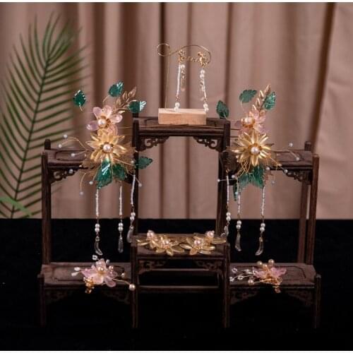 Bride wedding tiara small red book with Chinese shell flowers tassel atmospheric show dress antique step rocking hair ornaments