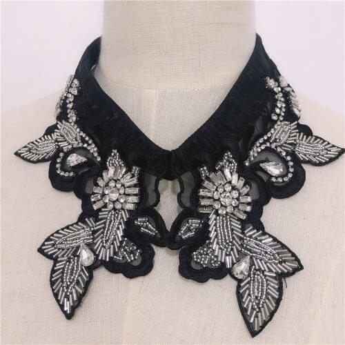 5pcs Women Vintage Embroidery Detachable Collar Elegant Lady White Lace False Crystal beaded rhinestone Shirt Collars
