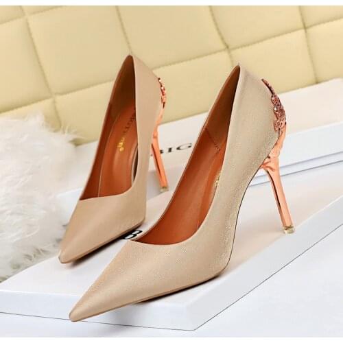 Elegant Metal Carved Heels Women Pumps 2020 High Quality Fashion Sexy Silk High Heels 10cm Shoes Woman Wedding Shoes