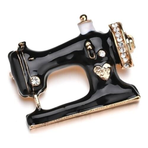 Sewing Machine Women Pin Brooches Thimble Needle Thread Seamstress Enamel Pins Brooch Denim Jacket Pin Badge Gift Jewelry