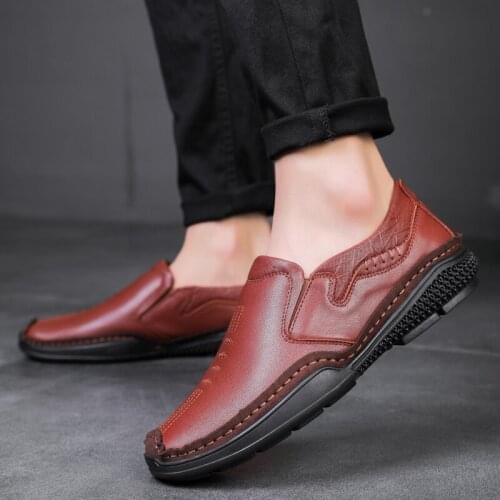 2021New Fashion Men Genuine Leather Casual Comfortable Shoes Men Moccasins Breathable Slip on Driving Lazy Men Flats Loafers