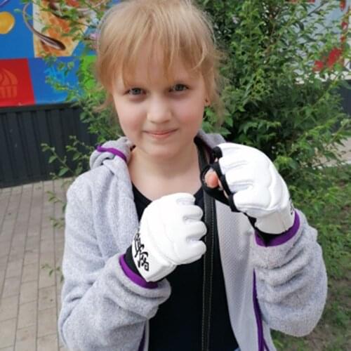 Kyokushin Kai Karate Gloves High Quality Fighting Hand Protector White Martial Arts Karate Training Protector Equipment