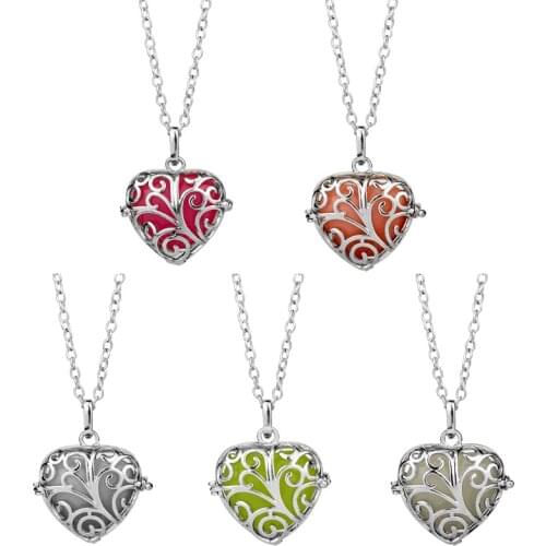 Luminous necklace Heart Pendant Necklace Women Necklace Jewelry Hollow Pendant Shape Trinket Party Accessories