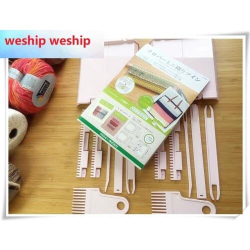 Clover Mini-knitting machine / loom