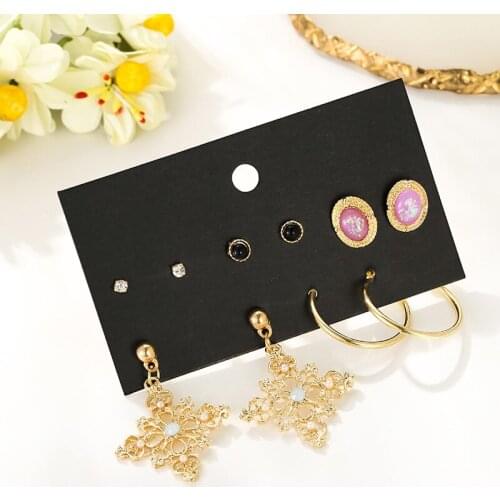 Vintage bohemian carved hollow flower earrings for women ethnic crystal rhinestone wedding jewelry stud earrings sets gift