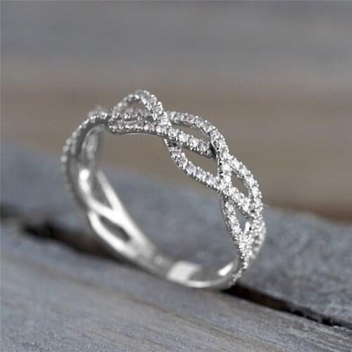 Huitan Fancy Twist Womens Rings Full Shiny CZ Delicate Daily Wear Accessories Fashion Versatile Female Jewelry Wholesale Lots