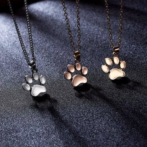 Hollow Pet Paw Footprint Necklaces Shellhard Cute Animal Dog Cat Love Heart Pendant Necklace For Women Girls Jewelry Necklace