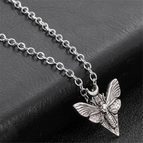 Unique Design Vintage Silver Color Butterfly Pendant Necklace Hip Hop Street Women Necklace Accessories Animal Jewelry Gifts