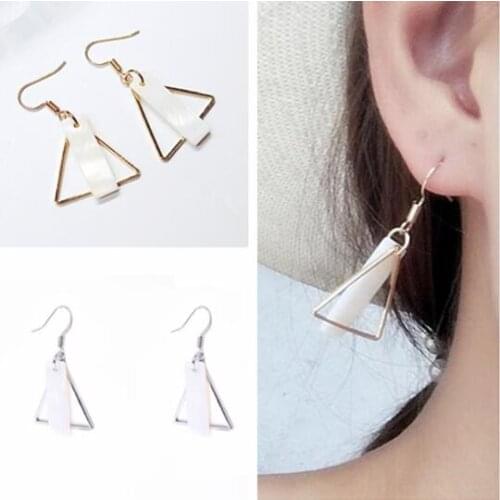 Ex1007 Europe fashion Vintage Simple Alloy geometric triangular white shell earrings 2021 trend Womens Jewelry Accessories