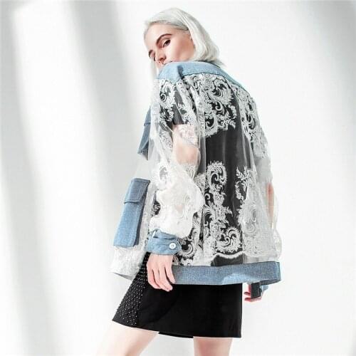 Streetwear WomenS Spring Jackets 2020 Lace Patchwork Jean Flower Embroidery Loose Overcoat Denim Jacket Oversize Women AA5362