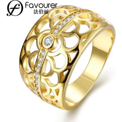 New Arrival Gold color Ring Inlaid Crystal for women Hollow design wedding engagement ring bague femme