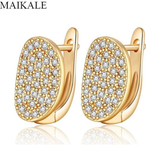 MAIKALE Classic Gold Stud Earrings Curved Surface Oval Ear Studs Cubia Zirconia Earrings for Women Jewelry Fashion Gifts