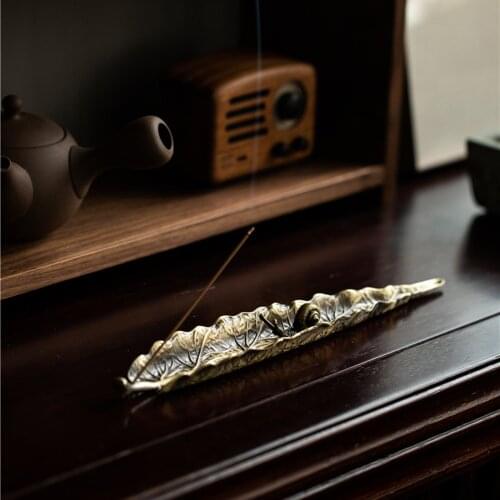 Lying Censer Ash Censer Incense Holder Leaf And Snail ; Yoga Tea Ceremony Home Zinc Alloy Indoor Send Snails Incense Burner