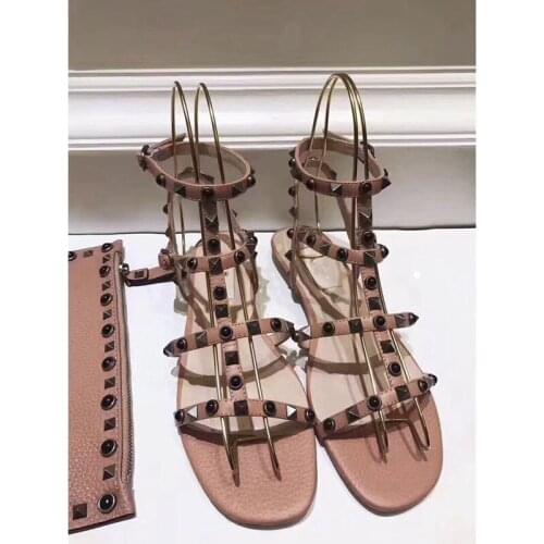 Woman 2020 Summer New V Rivets Fashion Leather Flat Bottomed Versatile Roman Fairy Wear Willow Shoes