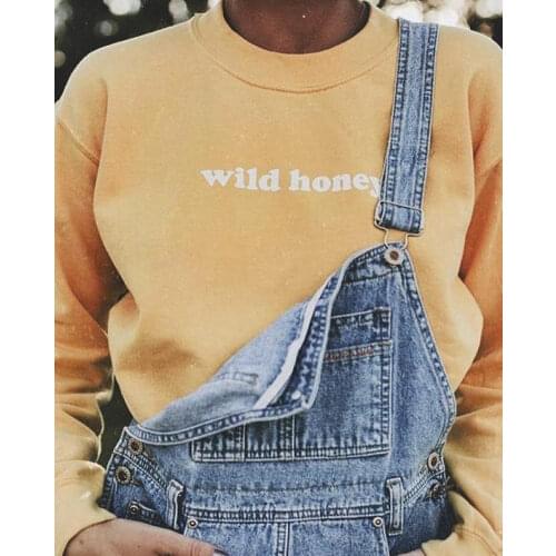 Skuggnas Wild Honey Crewneck Sweatshirts Women Unisex Funny Tumblr Graphic Hoodies Tops Fashion grunge Clothes Jumper outfits