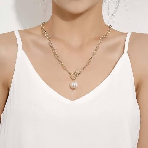Thick Chain Imitation Pearls Buckle Short Necklace for Women Clavicle Chain Gold Silver Color 2020 Fashion Jewelry Simple New