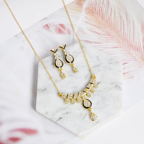 Dainty Female Crystal Water Drop Jewelry Set Charm Gold Color Wedding Dangle Earrings For Women Cute White Zircon Chain Necklace